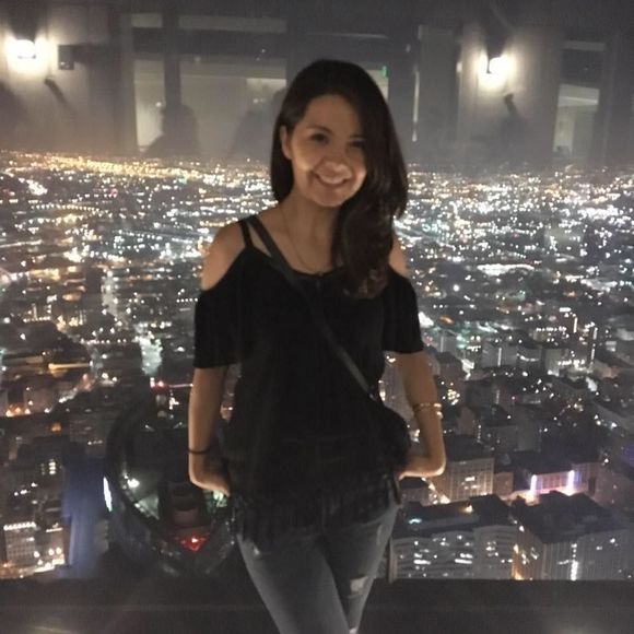 Meet your Posher, Lizbeth - Picture 1 of 1